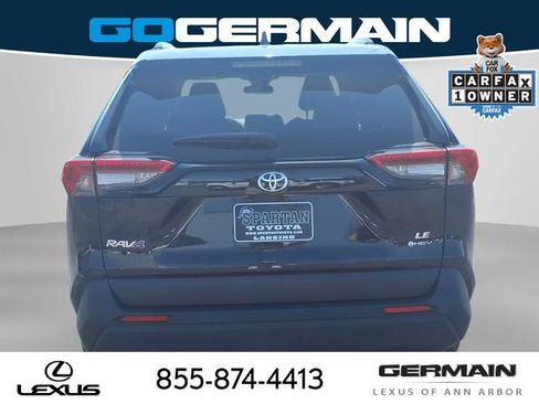 Used 2025 Toyota RAV4 LE AWD/4WD image 8
