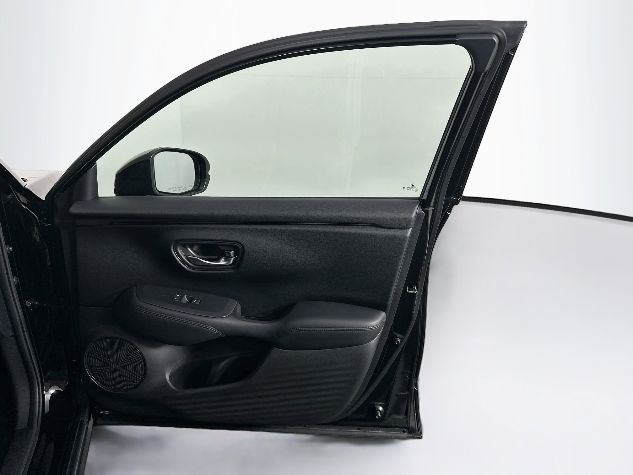 Used 2025 Honda HR-V LX image 29