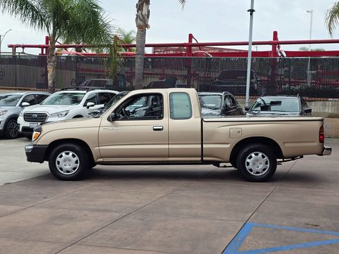 Used 1998 Toyota Tacoma 2WD Xtracab V6 image 10