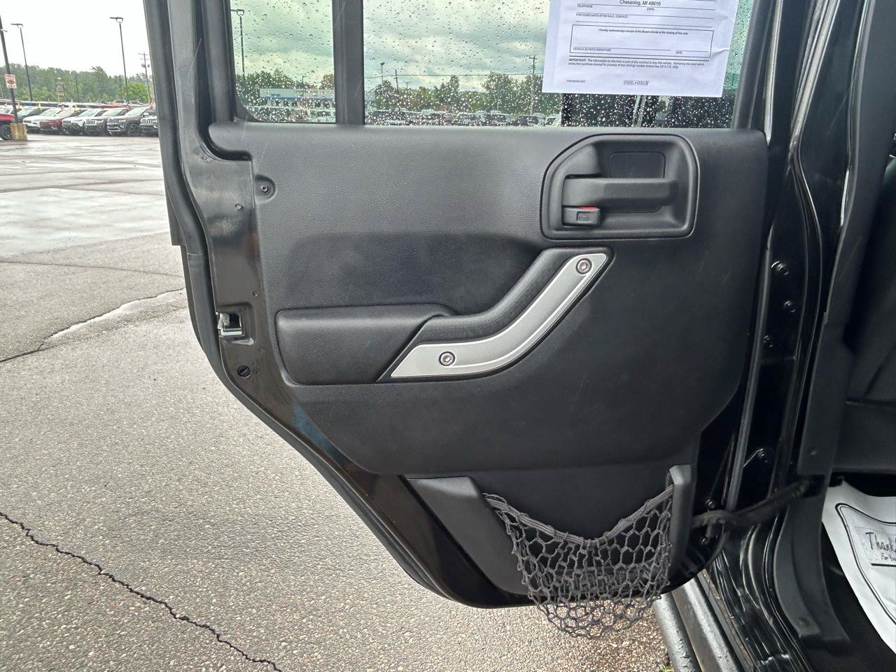 Used 2016 Jeep Wrangler Unlimited Rubicon AWD/4WD image 13