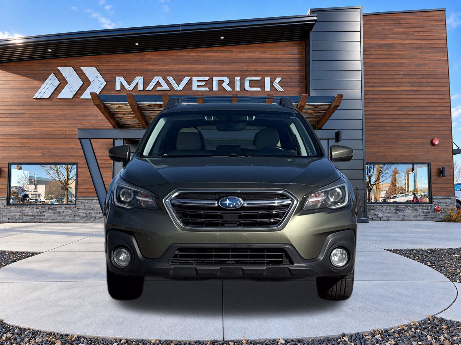 Used 2019 Subaru Outback 2.5i Limited AWD/4WD image 2