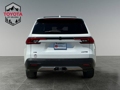 Certified 2024 Toyota Grand Highlander AWD image 4