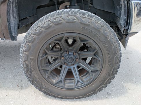 Used 2020 Ford F150 Lariat AWD/4WD image 10