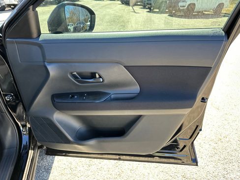 New 2026 Nissan Kicks S image 14