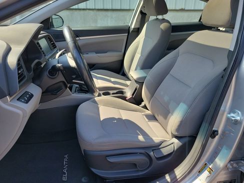Used 2020 Hyundai Elantra Value Edition FWD image 18