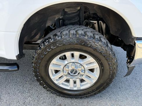 Used 2019 Ford F250 XLT w/ XLT Value Package image 41