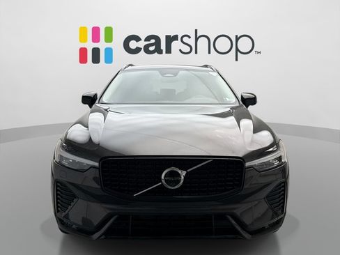 Used 2024 Volvo XC60 B5 Plus AWD/4WD image 8