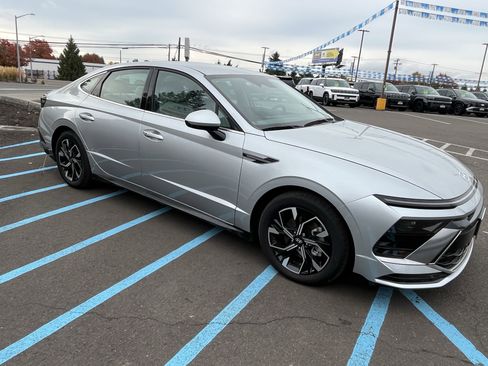 Used 2024 Hyundai Sonata SEL image 7