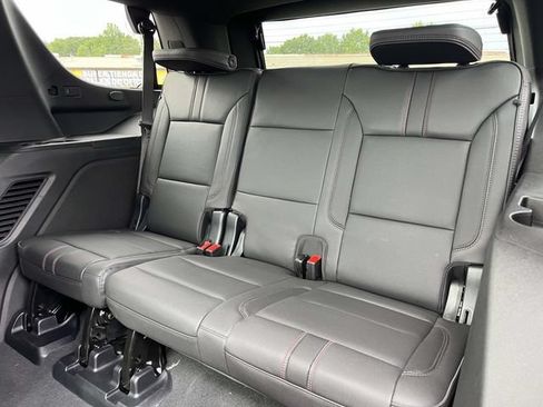 Used 2025 Chevrolet Tahoe RST w/ Comfort Package AWD/4WD image 16
