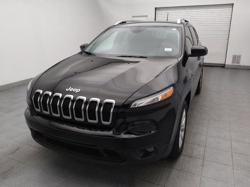 Used 2018 Jeep Cherokee Latitude image 15