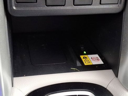 Used 2023 Toyota Corolla Cross LE image 24