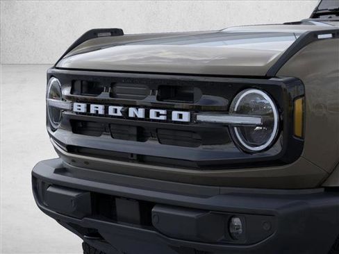 New 2025 Ford Bronco Outer Banks image 19