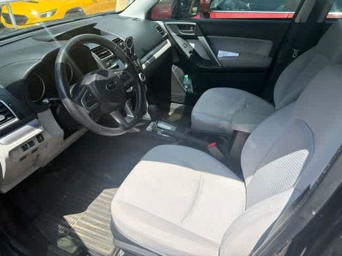 Used 2018 Subaru Forester 2.5i w/ Protection Package #1 AWD/4WD image 9