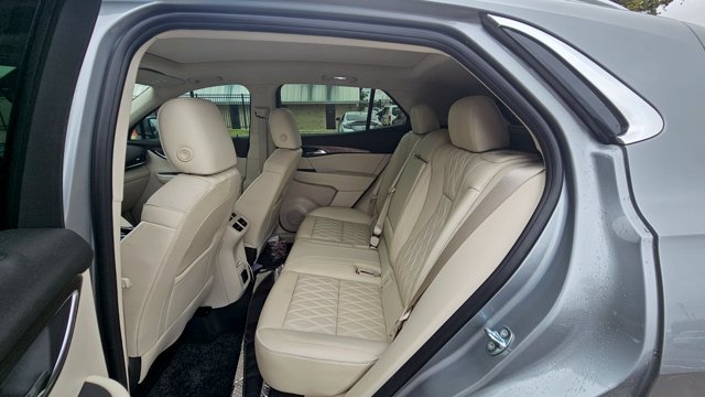 Used 2023 Buick Envision Avenir AWD/4WD image 8