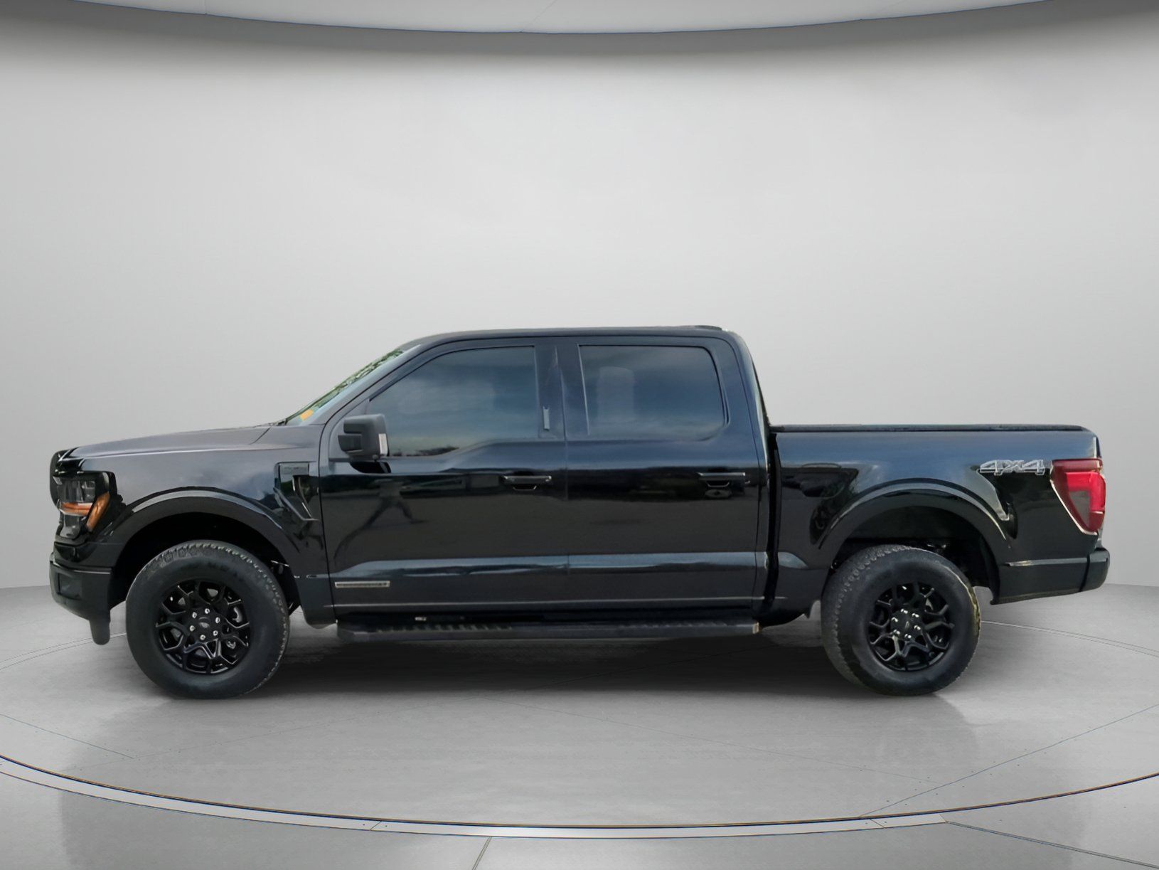 Certified 2024 Ford F150 XLT w/ Equipment Group 302A MID AWD/4WD image 16