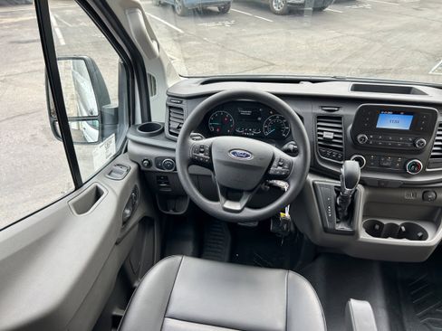 New 2025 Ford Transit 250 250 Low Roof All Wheel Drive image 22