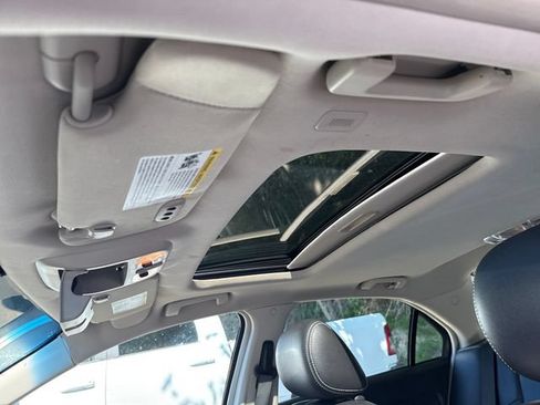 Used 2011 Ford Fusion SEL w/ 301A Rapid Spec Order Code FWD image 24