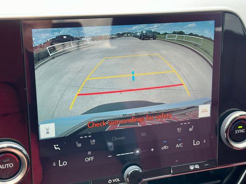 Used 2025 Lexus NX 250 FWD w/ Accessory Package (2T) image 17