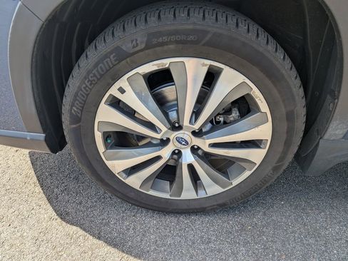 Used 2019 Subaru Ascent Limited AWD/4WD image 11