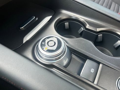 Certified 2025 Ford Explorer ST-Line image 32