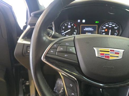 Used 2023 Cadillac XT5 Premium Luxury w/ Technology Package AWD/4WD image 19