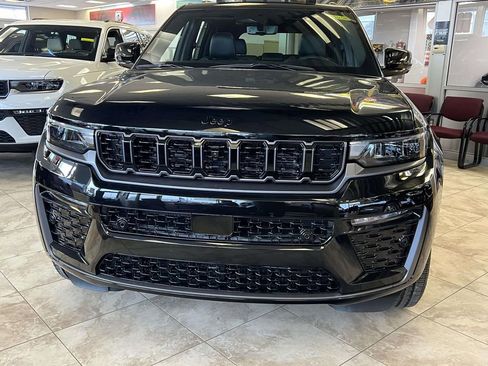 New 2026 Jeep Grand Cherokee Limited image 6