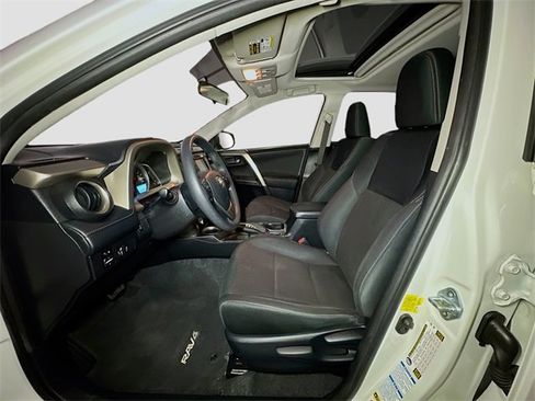 Used 2014 Toyota RAV4 XLE image 11