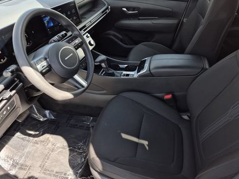 Used 2025 Hyundai Tucson SEL AWD/4WD image 23