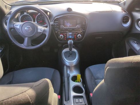 Used 2017 Nissan Juke SV image 23
