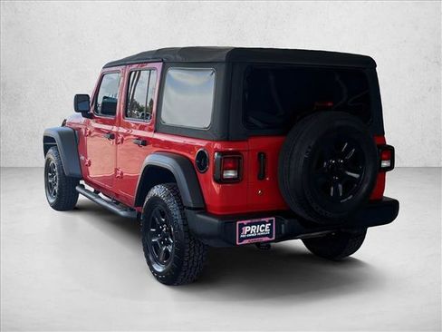 Used 2018 Jeep Wrangler Unlimited Sport AWD/4WD image 3