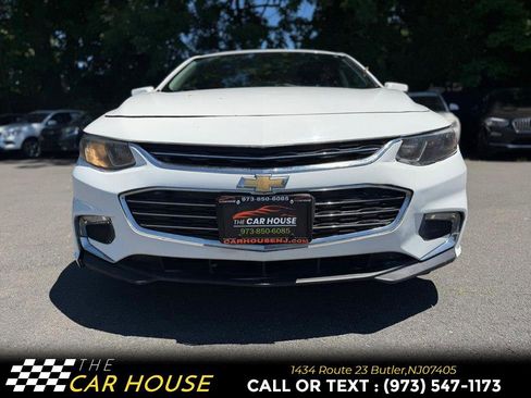 Used 2018 Chevrolet Malibu LT FWD image 13