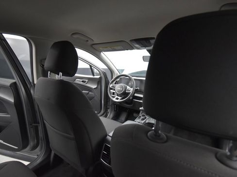 Certified 2024 Kia Sportage LX image 20