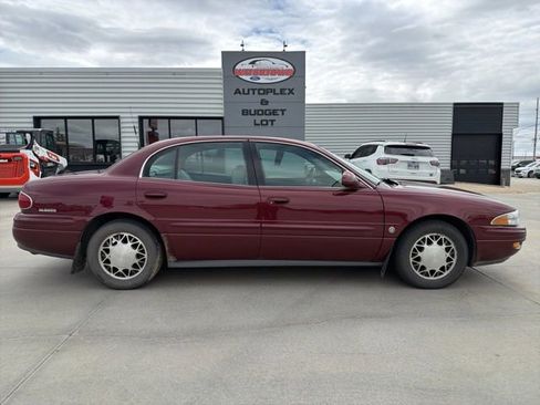 Used 2001 Buick Le Sabre Limited FWD image 1