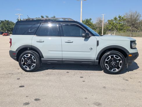 Used 2023 Ford Bronco Sport Outer Banks image 4