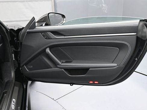New 2026 Porsche 911 GT3 image 28