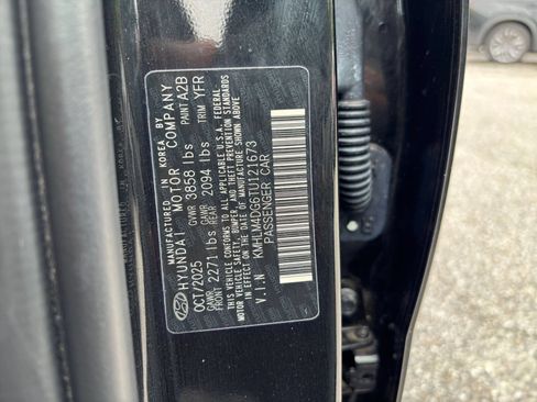 Used 2026 Hyundai Elantra Sport FWD image 28