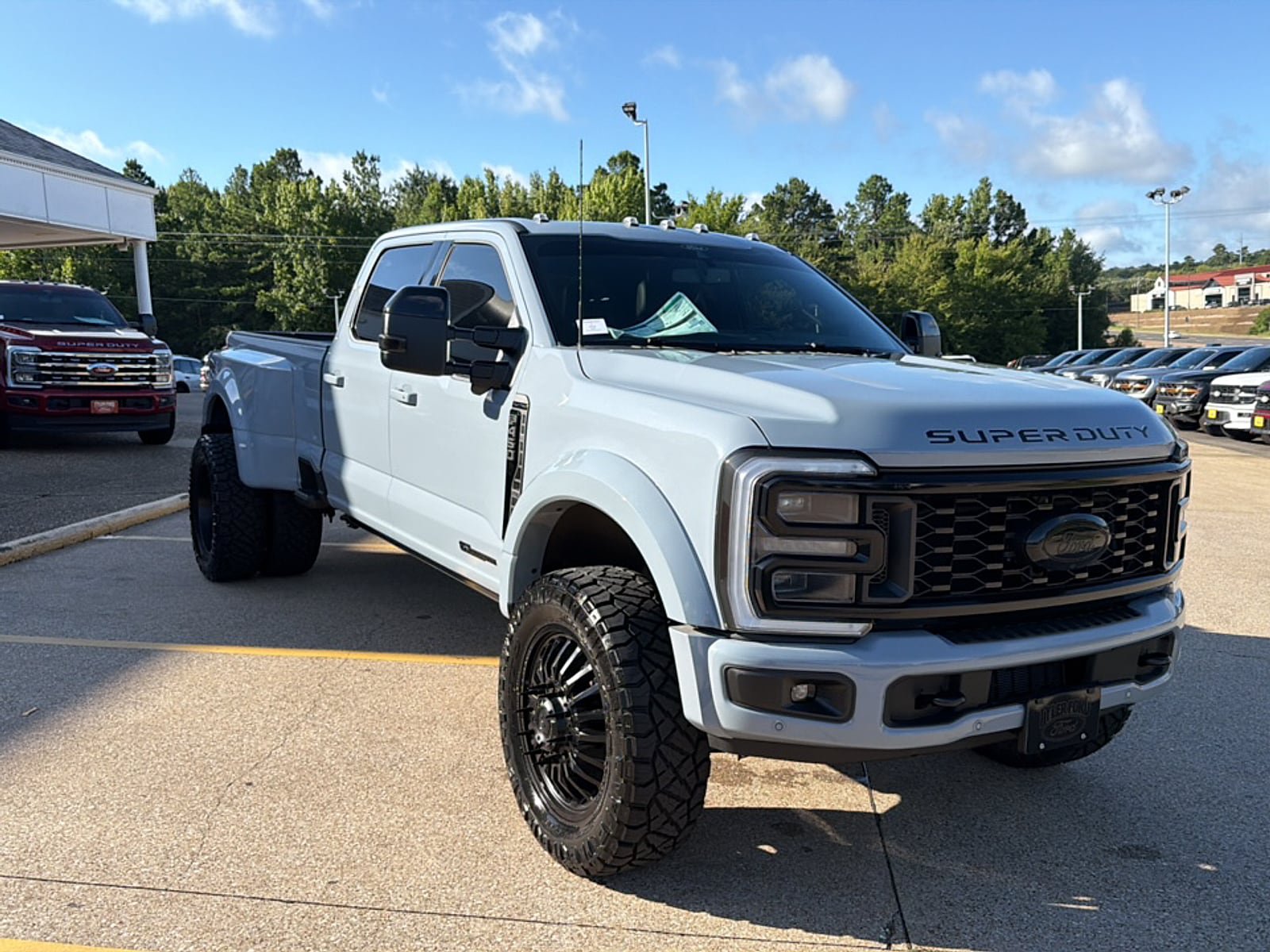 New 2026 Ford F450 Platinum w/ FX4 Off-Road Package AWD/4WD image 38