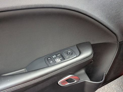 Used 2019 Dodge Challenger R/T image 15