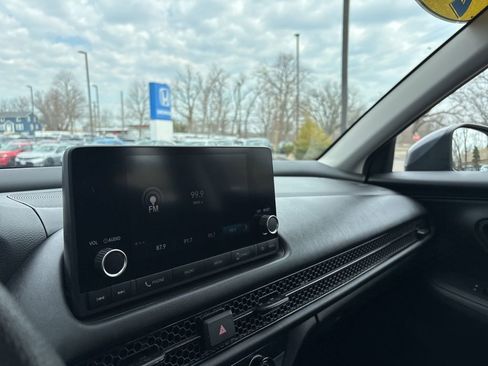 Used 2023 Honda HR-V LX image 18