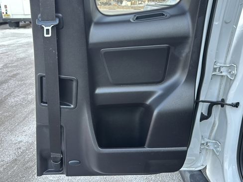 Used 2020 Toyota Tacoma SR image 17