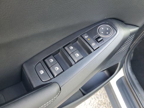 New 2026 Kia Seltos S image 9