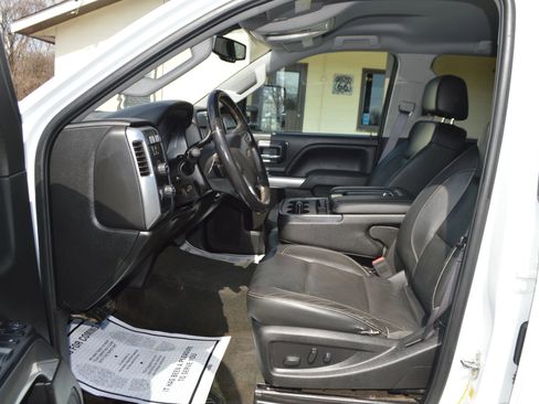 Used 2017 Chevrolet Silverado 2500 LT w/ LT Convenience Package image 15