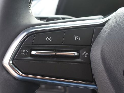 Used 2026 Chevrolet Equinox EV LT image 21