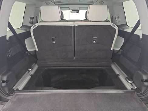 Used 2025 Rivian R1S Adventure AWD/4WD image 26