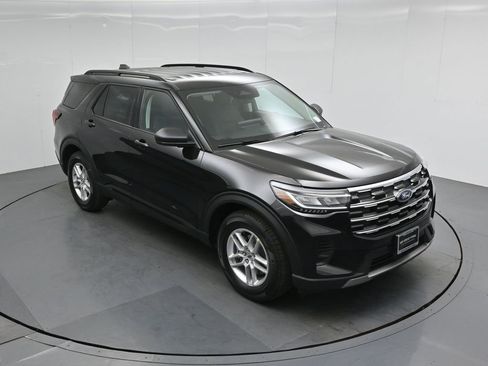 New 2026 Ford Explorer Active RWD image 38