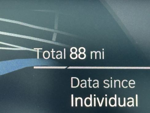 Used 2025 BMW X4 xDrive30i w/ Premium Package image 21