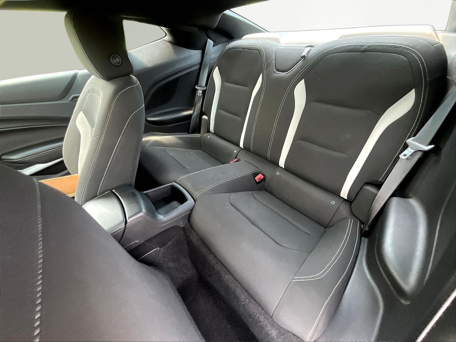 Used 2021 Chevrolet Camaro LT RWD image 21