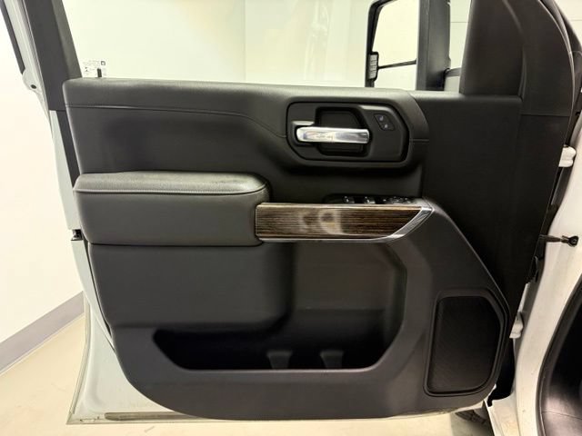 Certified 2022 GMC Sierra 2500 SLE w/ SLE Value Package; AWD/4WD image 9