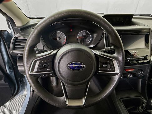 Used 2019 Subaru Crosstrek 2.0i image 18