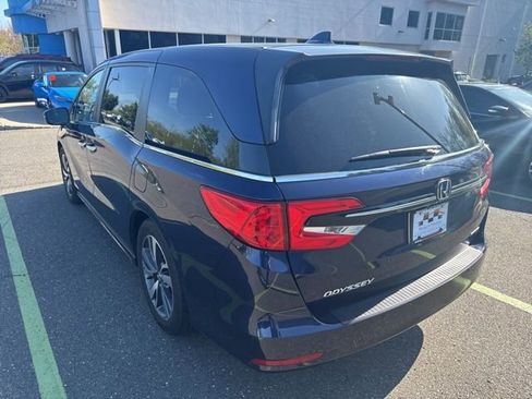 Used 2022 Honda Odyssey Touring image 4